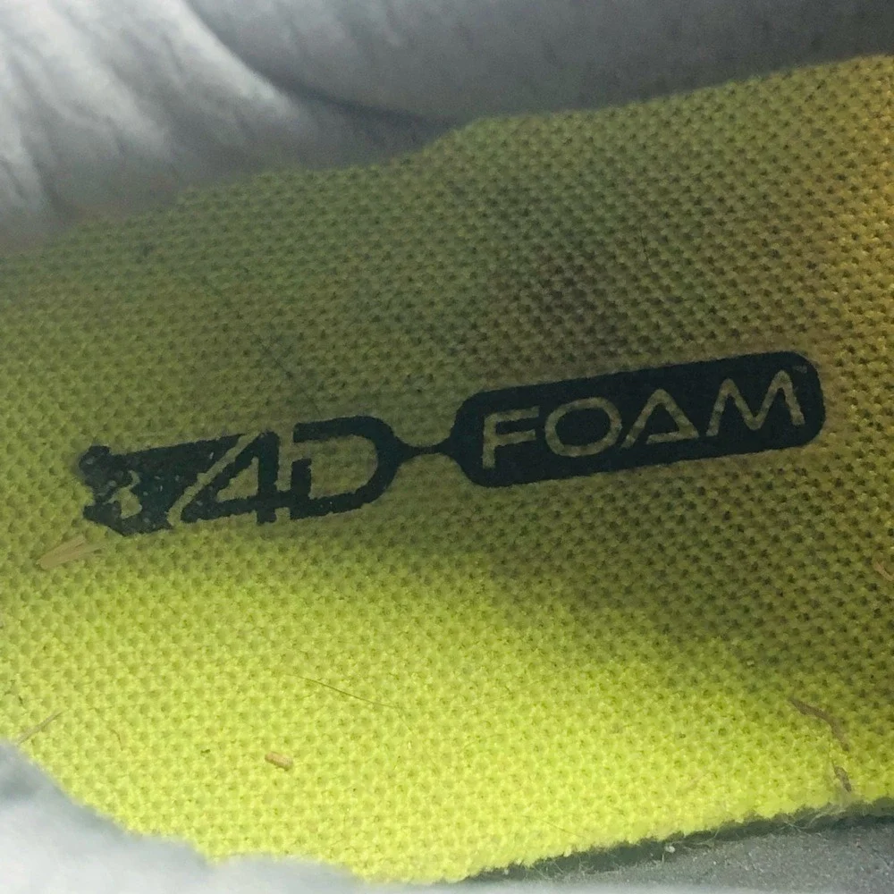 Under armor running shoes gray‎ and Orange 9.5